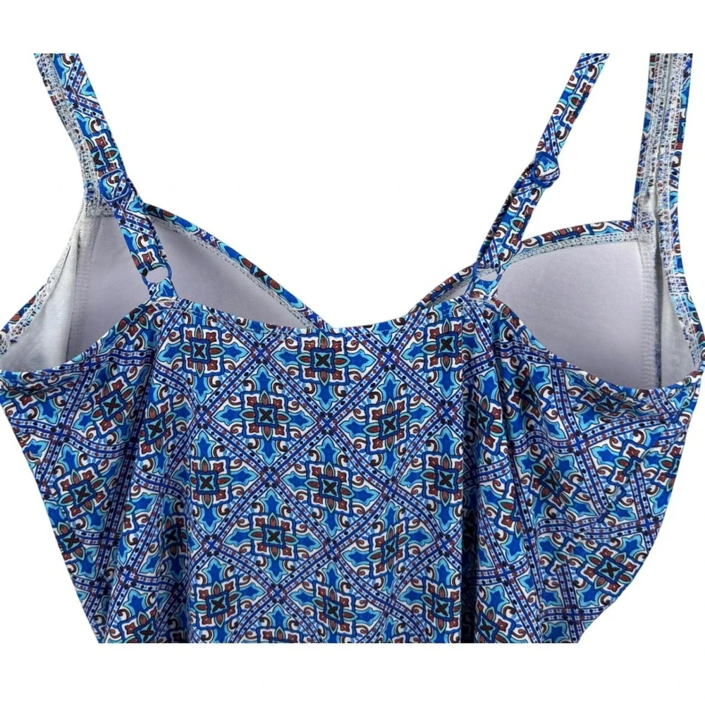 Niptuck Swim One Piece Swimsuit Women 10 Blue Geometric Ruched Tummy Control Cup